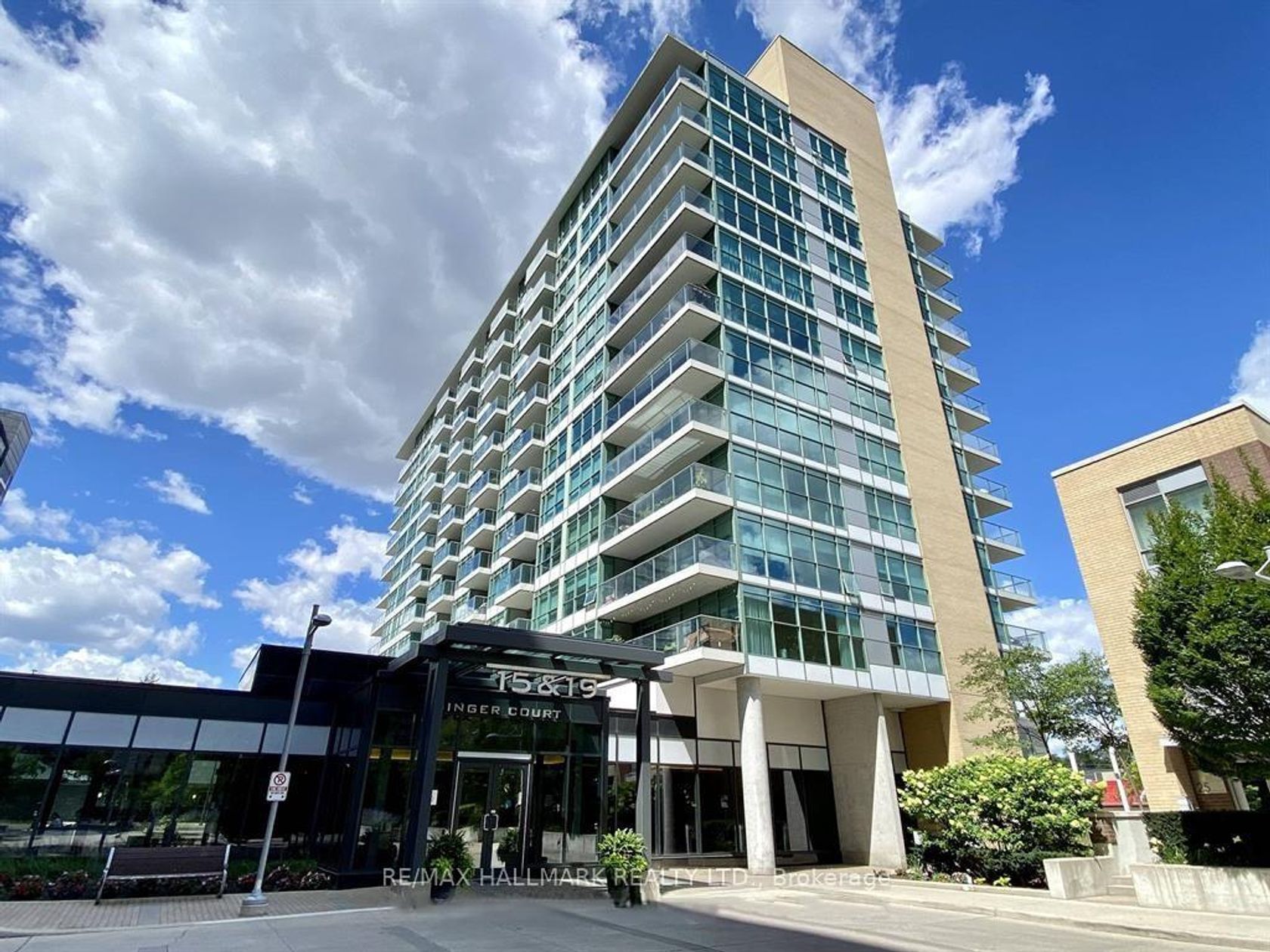 Ph06 - 15 Singer Court, Bayview Village, Toronto 