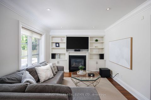Photo 14 at 38 Westmount Park Road, Humber Heights, Toronto