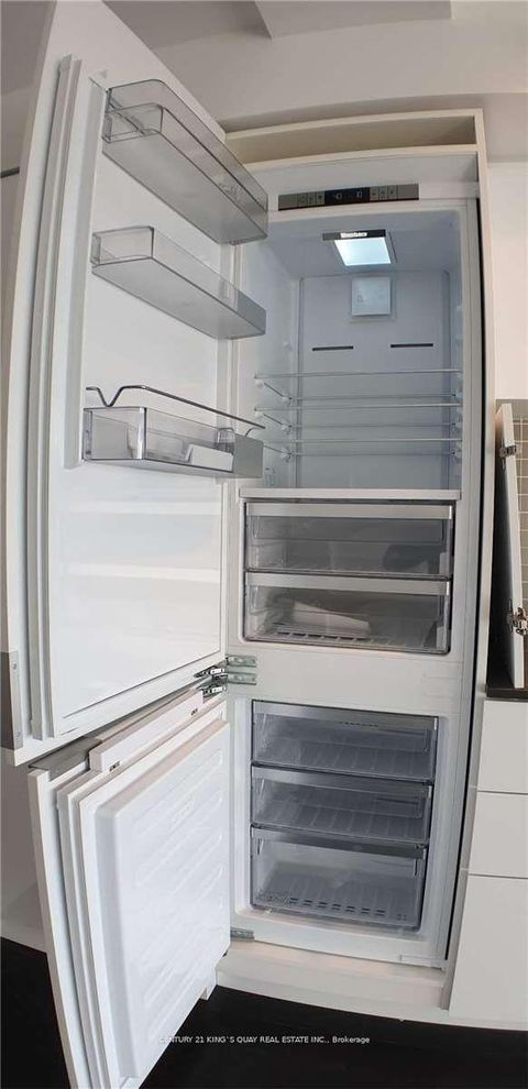 Photo 8 at 2808 - 955 Bay Street, Bay Street Corridor, Toronto Photo 8 at 2808 - 955 Bay Street, Bay Street Corridor, Toronto