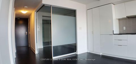 Photo 16 at 2808 - 955 Bay Street, Bay Street Corridor, Toronto