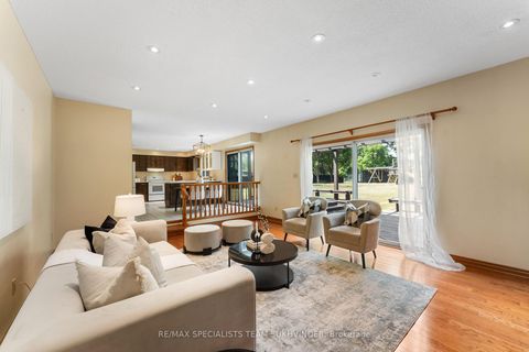 Photo 6 at 445 Warren Road, King City, King Photo 6 at 445 Warren Road, King City, King