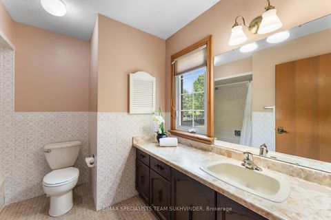 Photo 15 at 445 Warren Road, King City, King Photo 15 at 445 Warren Road, King City, King