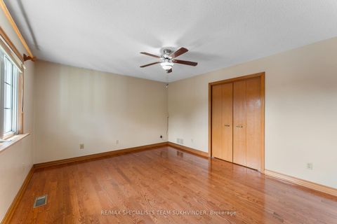 Photo 16 at 445 Warren Road, King City, King Photo 16 at 445 Warren Road, King City, King