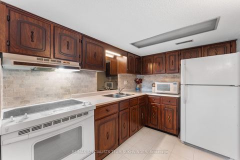 Photo 22 at 445 Warren Road, King City, King Photo 22 at 445 Warren Road, King City, King