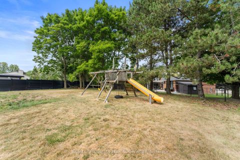 Photo 27 at 445 Warren Road, King City, King Photo 27 at 445 Warren Road, King City, King