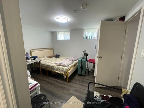 Photo 4 at 90 Glen Watford Drive, Malvern West, Toronto
