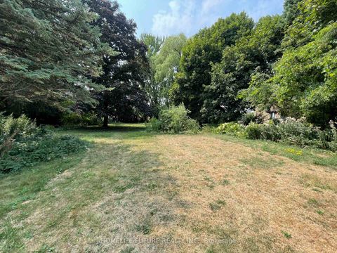 Photo 7 at 90 Glen Watford Drive, Malvern West, Toronto