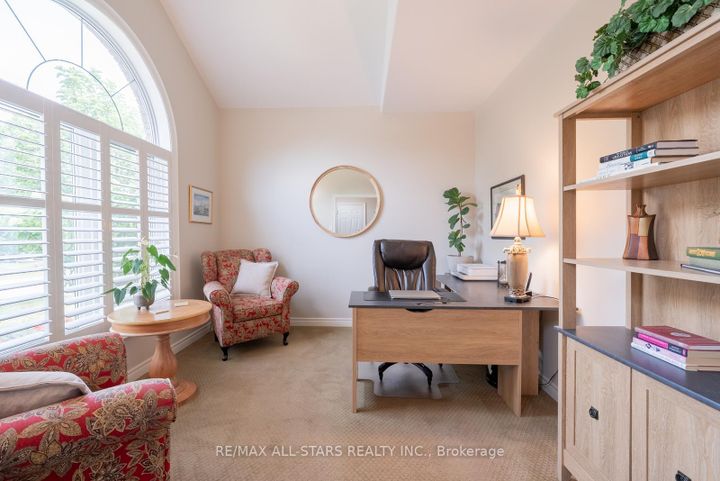 Photo 6 at 79 Gardiner Drive, Bradford, Bradford West Gwillimbury