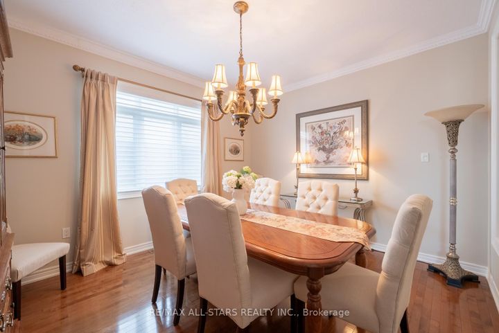 Photo 9 at 79 Gardiner Drive, Bradford, Bradford West Gwillimbury
