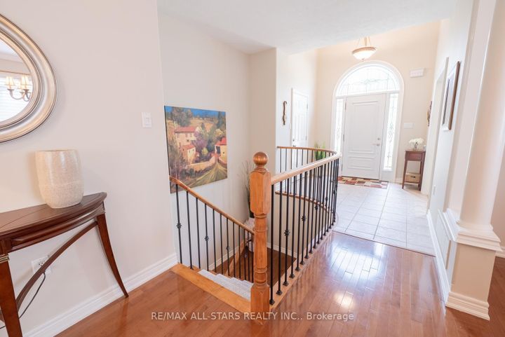 Photo 27 at 79 Gardiner Drive, Bradford, Bradford West Gwillimbury
