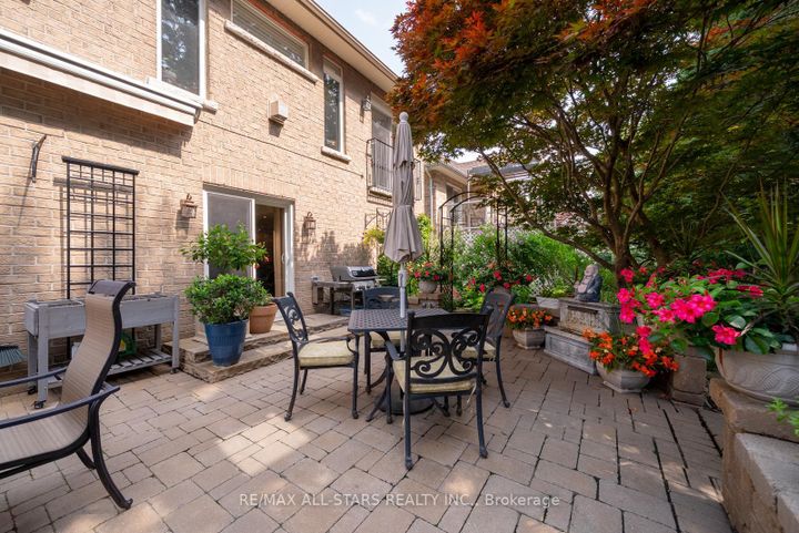 Photo 40 at 79 Gardiner Drive, Bradford, Bradford West Gwillimbury