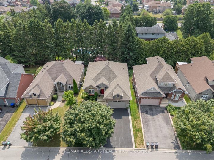 Photo 48 at 79 Gardiner Drive, Bradford, Bradford West Gwillimbury