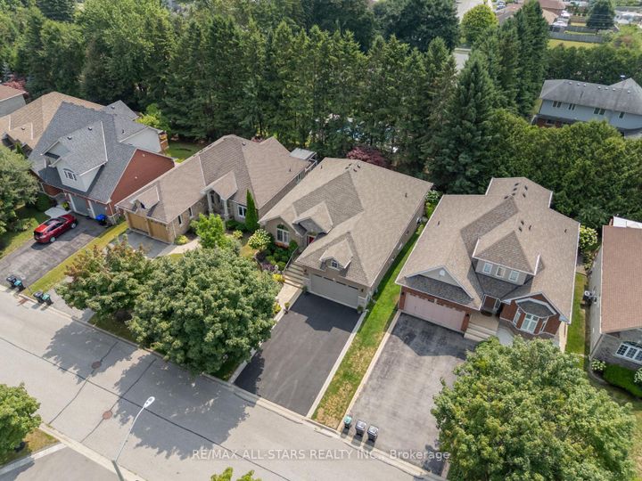 Photo 49 at 79 Gardiner Drive, Bradford, Bradford West Gwillimbury