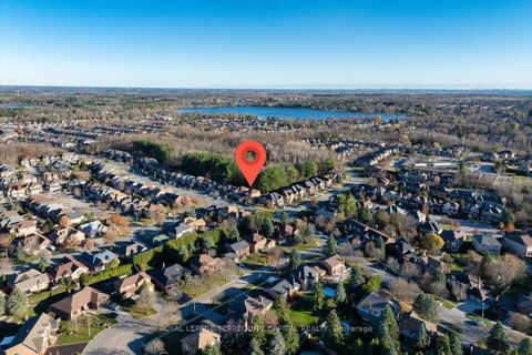 Photo 1 at 77 Worthington Avenue, Oak Ridges Lake Wilcox, Richmond Hill