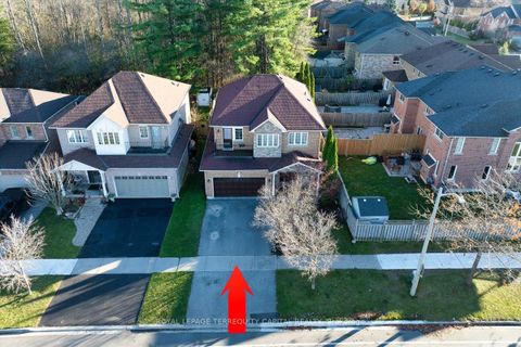 Photo 3 at 77 Worthington Avenue, Oak Ridges Lake Wilcox, Richmond Hill