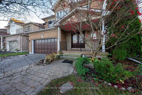 Photo 4 at 77 Worthington Avenue, Oak Ridges Lake Wilcox, Richmond Hill