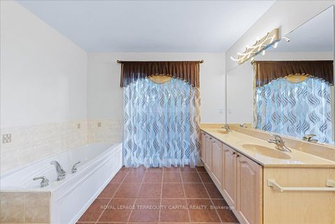 Photo 29 at 77 Worthington Avenue, Oak Ridges Lake Wilcox, Richmond Hill
