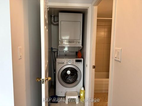 Photo 14 at 301 - 51 Baffin Crescent, Langstaff, Richmond Hill Photo 14 at 301 - 51 Baffin Crescent, Langstaff, Richmond Hill