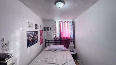 Photo 14 at 905 - 100 Lotherton Pathway Pathway, Glen Park, Toronto Photo 14 at 905 - 100 Lotherton Pathway Pathway, Glen Park, Toronto