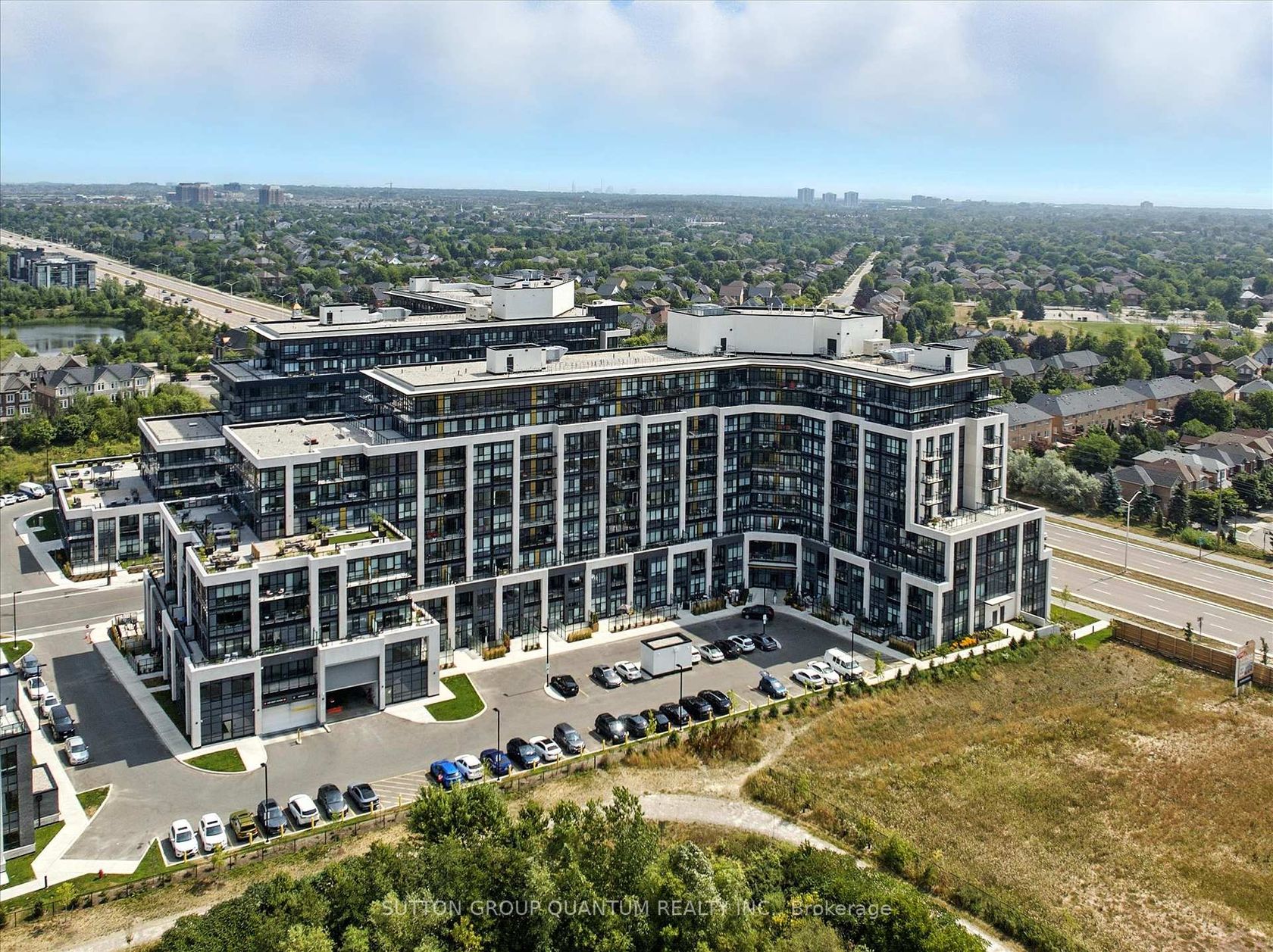 PH06 - 405 Dundas Street W, GO Glenorchy, Oakville 