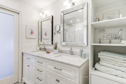 Photo 20 at 720 - 2511 Lakeshore Road W, BR Bronte, Oakville