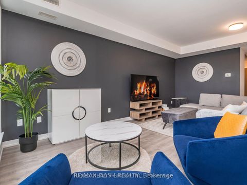 Photo 27 at 723 - 2300 St Clair Avenue W, Junction Area, Toronto