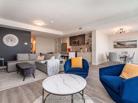 Photo 28 at 723 - 2300 St Clair Avenue W, Junction Area, Toronto