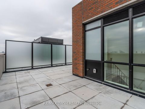 Photo 38 at 723 - 2300 St Clair Avenue W, Junction Area, Toronto