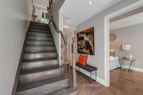 Photo 4 at Th#2 - 360 R Dundas Street E, Moss Park, Toronto