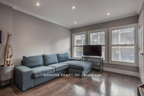 Photo 5 at Th#2 - 360 R Dundas Street E, Moss Park, Toronto
