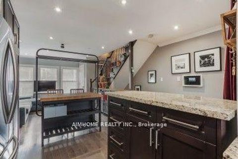 Photo 6 at Th#2 - 360 R Dundas Street E, Moss Park, Toronto