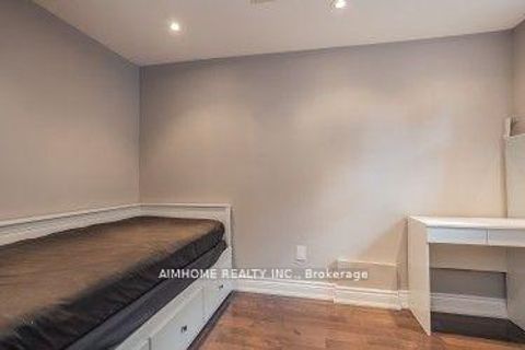 Photo 22 at Th#2 - 360 R Dundas Street E, Moss Park, Toronto