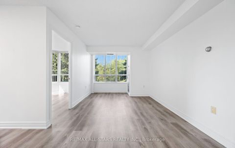 Photo 10 at 302 - 5001 Finch Avenue E, Agincourt North, Toronto