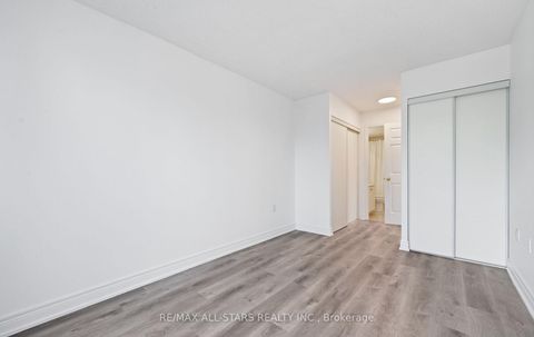 Photo 24 at 302 - 5001 Finch Avenue E, Agincourt North, Toronto