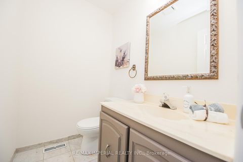 Photo 17 at 11 Riderwood Drive E, Windfields, Toronto