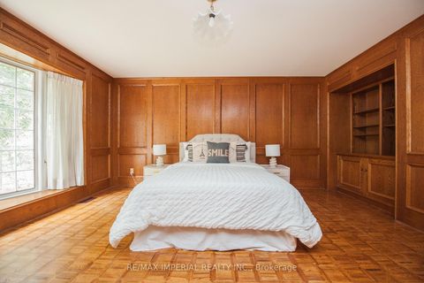 Photo 28 at 11 Riderwood Drive E, Windfields, Toronto
