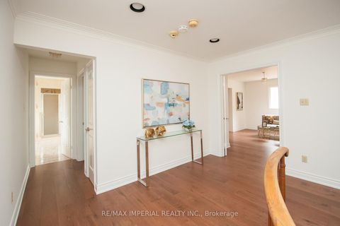 Photo 30 at 11 Riderwood Drive E, Windfields, Toronto