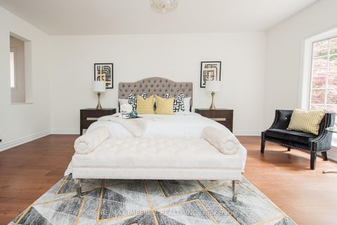 Photo 40 at 11 Riderwood Drive E, Windfields, Toronto