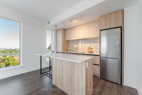 Photo 1 at 1515 - 7950 Bathurst Street, Beverley Glen, Vaughan