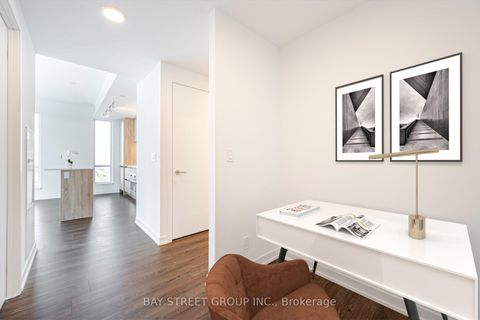 Photo 10 at 1515 - 7950 Bathurst Street, Beverley Glen, Vaughan
