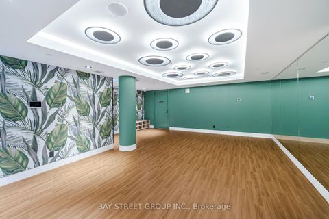 Photo 11 at 1515 - 7950 Bathurst Street, Beverley Glen, Vaughan
