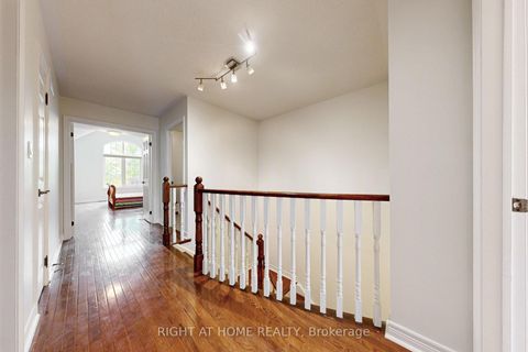 Photo 14 at 41 - 280 Paradelle Drive, Oak Ridges Lake Wilcox, Richmond Hill