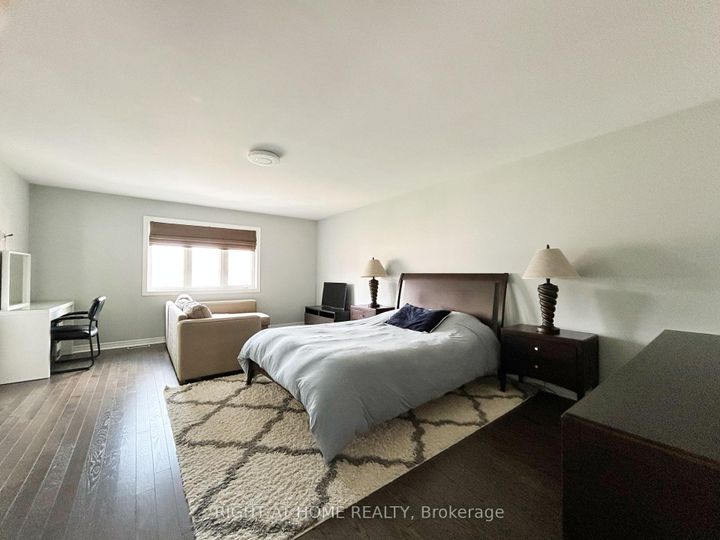 Photo 19 at 5515 Doctor Peddle Crescent, Churchill Meadows, Mississauga