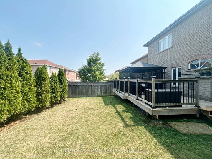 Photo 32 at 5515 Doctor Peddle Crescent, Churchill Meadows, Mississauga