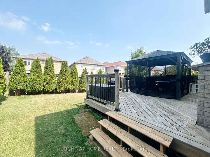 Photo 33 at 5515 Doctor Peddle Crescent, Churchill Meadows, Mississauga