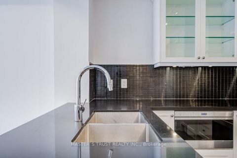 Photo 14 at 307 - 15 Stollery Pond Crescent, Angus Glen, Markham