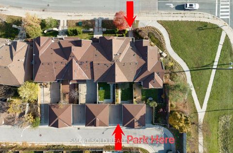 Photo 4 at 4 Thornhill Woods Drive, Patterson, Vaughan