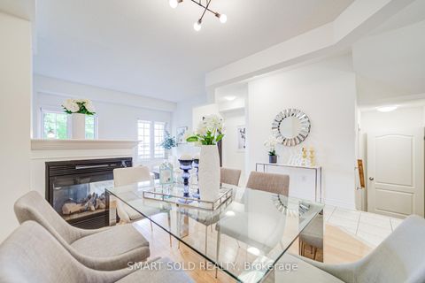 Photo 14 at 4 Thornhill Woods Drive, Patterson, Vaughan
