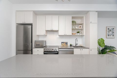 Photo 5 at 723 - 50 George Butchart Drive, CFB, Toronto
