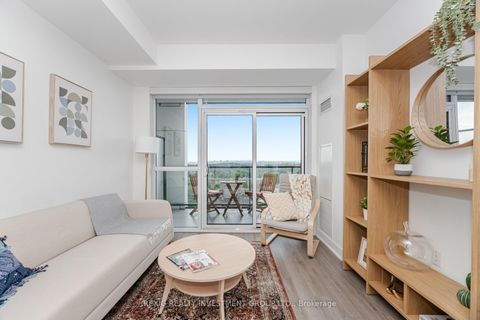 Photo 9 at 723 - 50 George Butchart Drive, CFB, Toronto